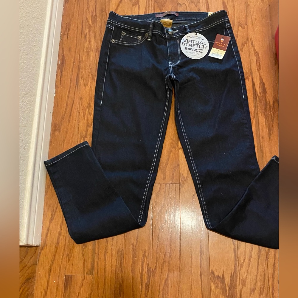 DOMAINE BRAND JEANS